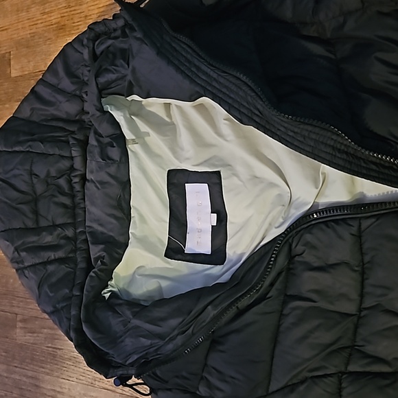 Puffer jacket - Picture 8 of 9